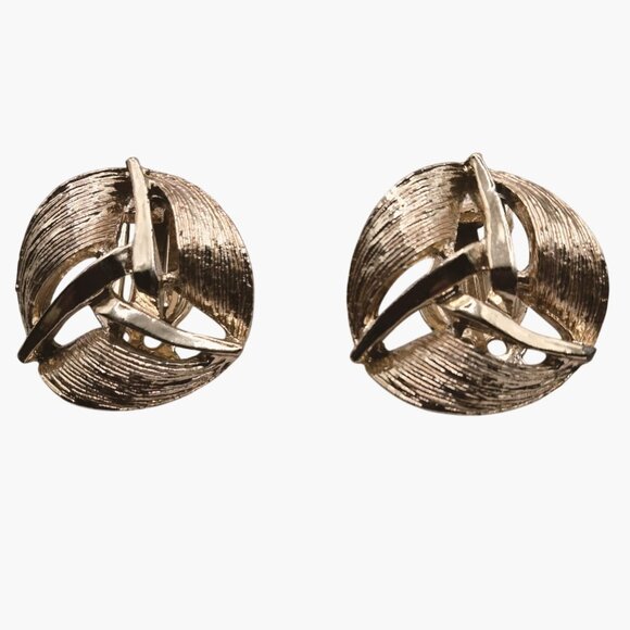 Gold Tone Clip On Earrings Textured Round Geometric - Picture 1 of 3